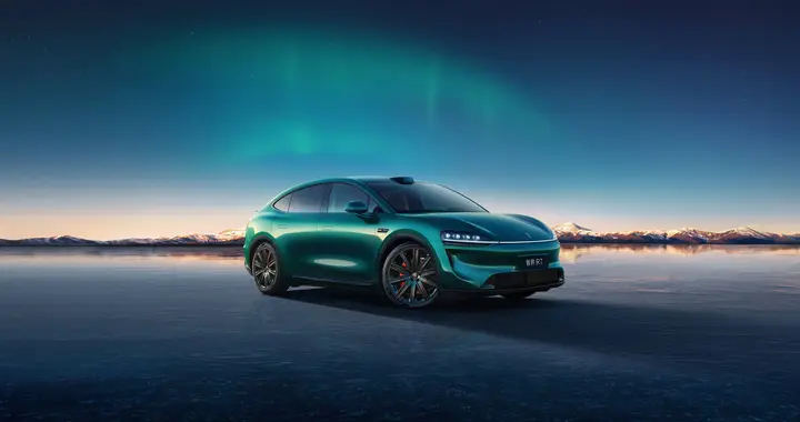 复盘智界2025：生态赋能下的高端技术落地与市场博弈