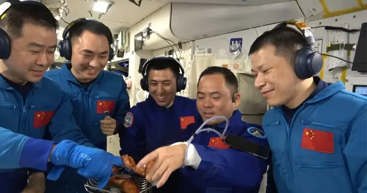 为什么美国禁止中国加入国际空间站，同时又允许其他国家加入？