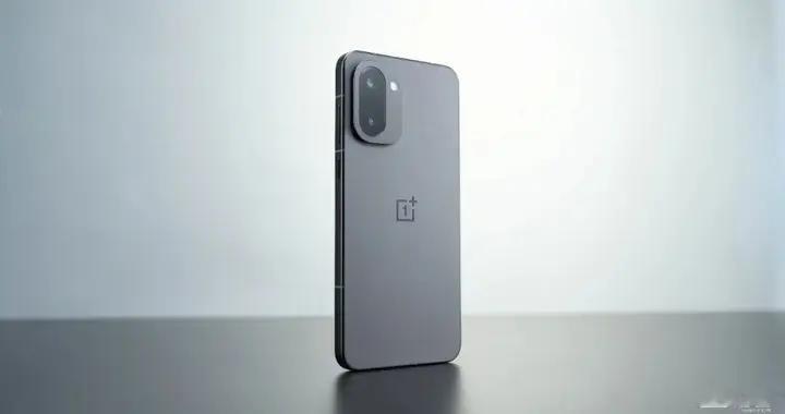 外观不变，硬件小改，一加凭啥能把这套娃机卖到2千?