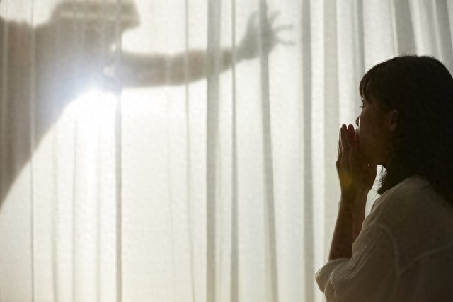 女孩报警“被强奸”，检方介入：实为“仙人跳”，曾在5省8地作案