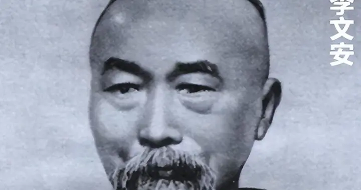 哥哥太穷没娶成亲，妹妹因丑难出嫁，两人结合生儿成名人