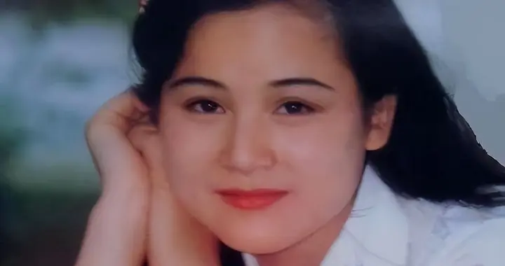 演员朱碧云现状：过美国精英生活，63岁还是这么美，儿子是她骄傲