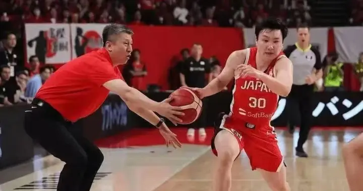 不是胡金秋，不是廖三宁，他才是战胜日本男篮的最大功臣！