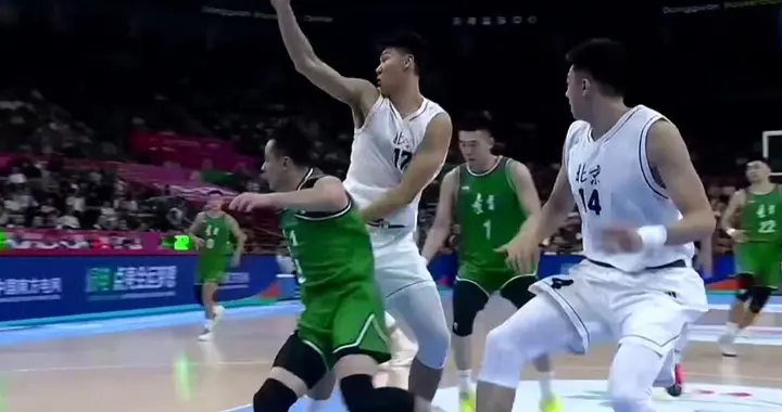 辽宁险胜北京，广东天赋内线20+10，杜峰用人再遭质疑