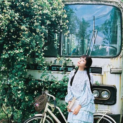 摄影实战：作品以自然花香环境为载体，走清