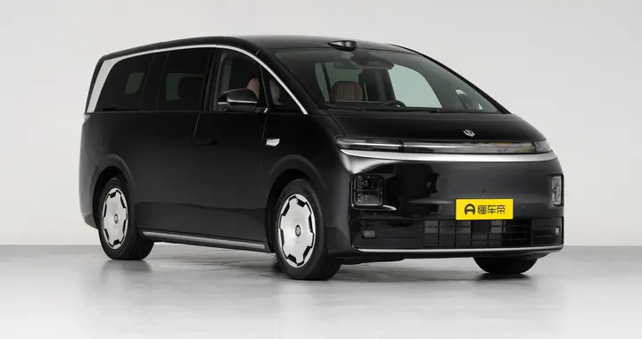 25万买中大型MPV，配双电机四驱+空悬，家用选零跑D99香不香？
