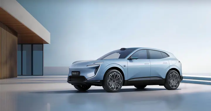 20-25万买中型SUV，看完阿维塔07，同级别燃油车真的不香了
