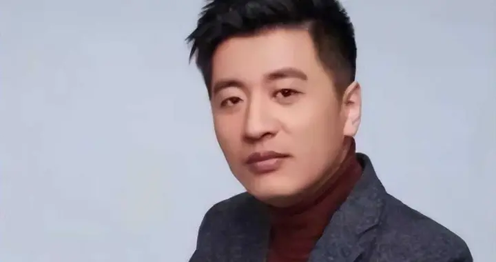 数百人集中退费，失去张雪峰的峰学蔚来还能撑多久？