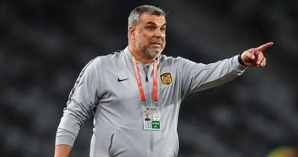 机会来了？阿联酋无缘世界杯或让奥拉罗尤下课，泰山可考虑出手