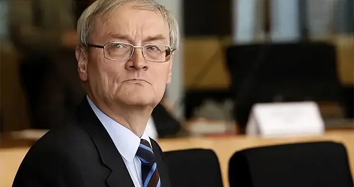 意想不到，德国情报最高长官落网，将整个欧洲情报卖给了以色列？