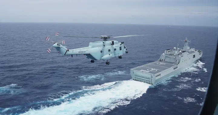 澳方欺人太甚，舰机闯入中国家门口并反咬一口，中方无惧擦枪走火