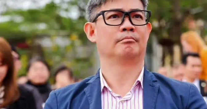 从2005到2026，连战父子为何都与郑丽文同行？