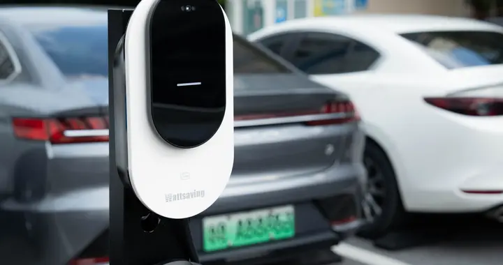 告别插枪扫码！能效天曜WE P7 Ultra发布，以AI重新定义家充体验