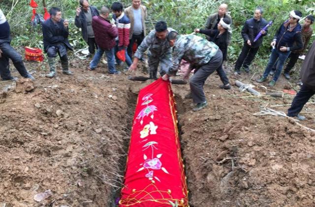 老祖宗说 “下葬遇 6 兆，后代出贵人”，哪 6 兆？可遇而不可求