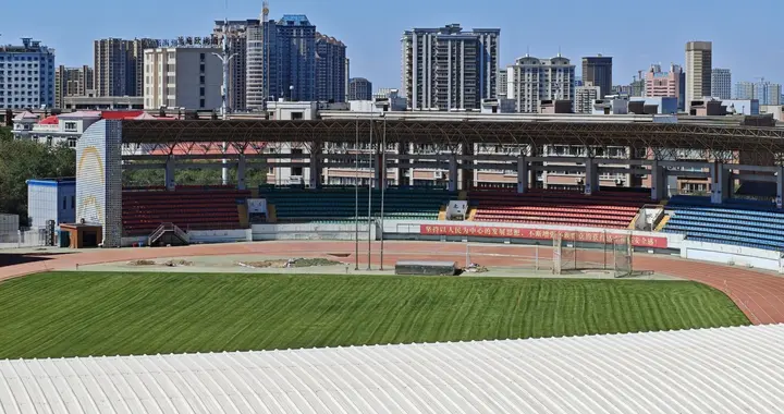 乌市红山公园还有南园，在红山体育馆南面，里面有电视塔