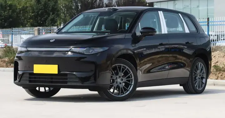 零跑C10对比海狮06EV，价格便宜的反而更好？