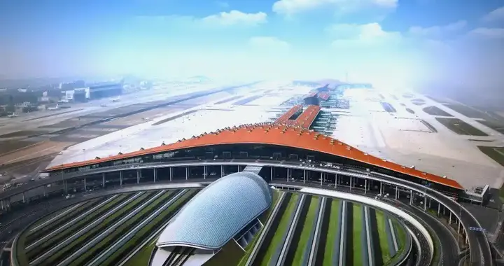 为什么在中国，火车只能一家垄断，而民航却可以百花齐放