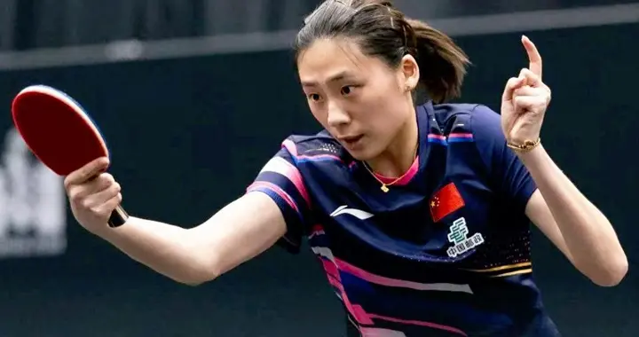 22岁美女打疯，3-0早田希娜，零封世界第四，横扫天才少女夺冠