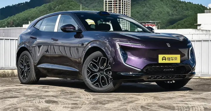 20万出头解锁华为辅助驾驶！2026款阿维塔07，配置卷到同级慌神了