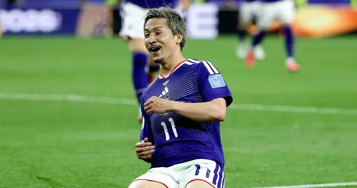 日本极致配合33秒9次传球破门，对阵欧洲8年不败！32强决出18席了