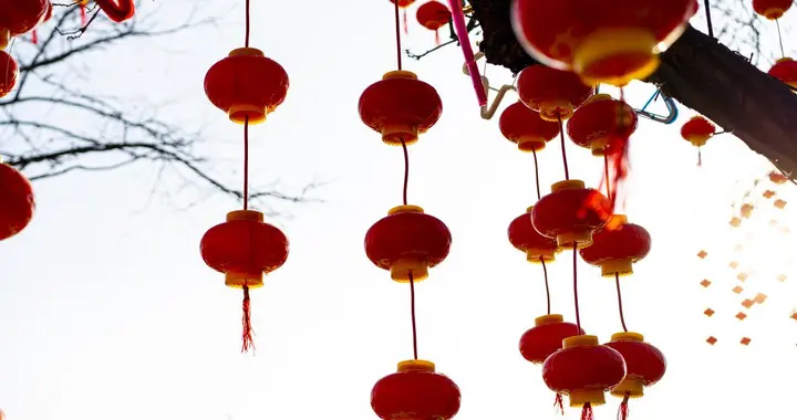 过年回家，不管同学聚会，还是亲戚聚会，不要让别人知道你的状态