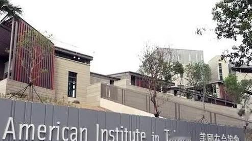 萧城顾氏：咸吃萝卜！ 对于国民党主席郑丽