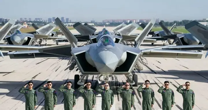 中国空军立下规矩：从今以后，绝不允许有人对我大声说话！