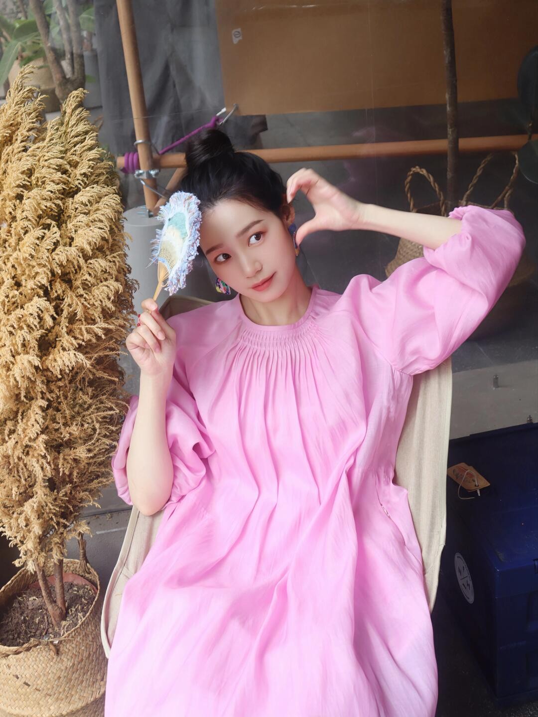 茶愫丝棉柯根缎连衣裙女圆领泡泡袖