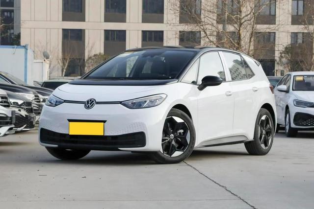 续航超450km，轴距2765mm，不到12万就能买，大众ID.3家用挺香