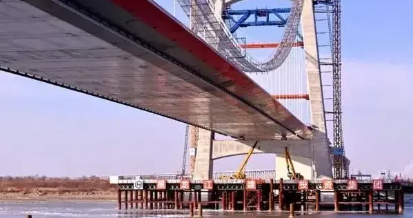 寒区建大桥怕不稳？黑龙江6.8公里特大桥的技术解法太实用！
