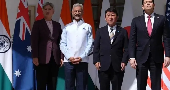 美日印澳会谈合影尴尬！多国扎堆访华，西方反华联盟已成“空影”