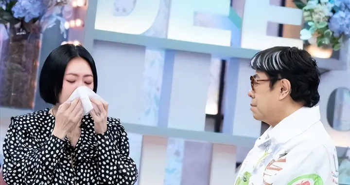 迟来的深情比草贱！小S崩溃公开忏悔，揭露大S去世真相引发争议