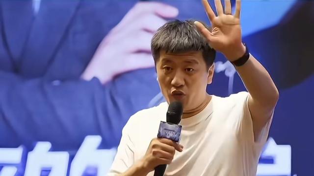 西小米：张雪峰曾一针见血地指出，人生本就