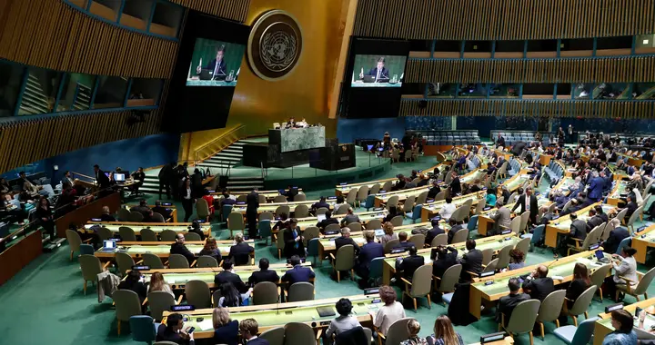 日本要打，中方将奉陪到底，钓鱼岛驱逐战上演，30万自卫队作选择