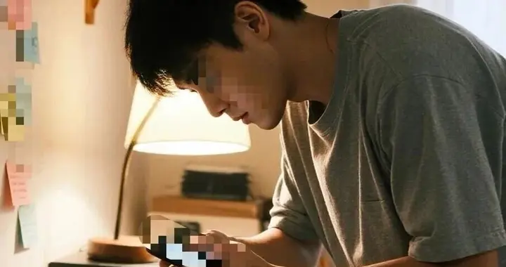 1对夫妻+2部手机=年入100万！这套赚钱模型普通人直接抄！