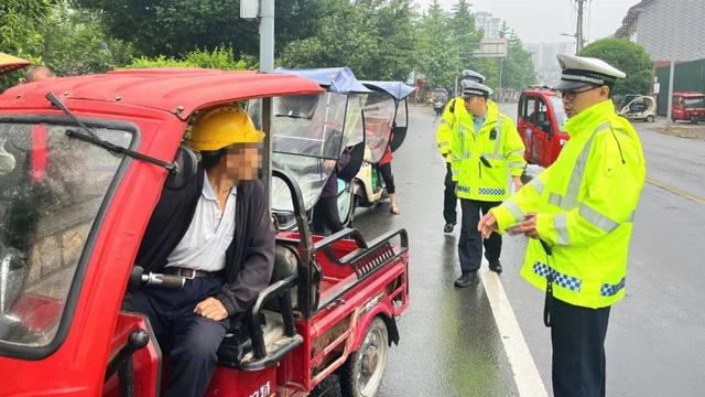 6月1日起执行！电动车、摩托车上路“2禁2罚”新规！车主注意