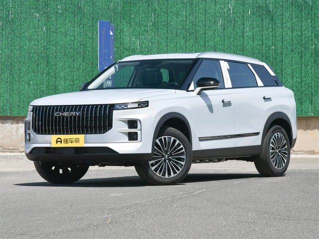 国内“查无此人”，海外销量破万！奇瑞探索06 C-DM为何不受待见？