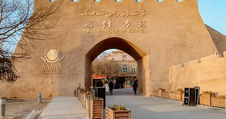 读完《文化苦旅》，我放弃了精修照片