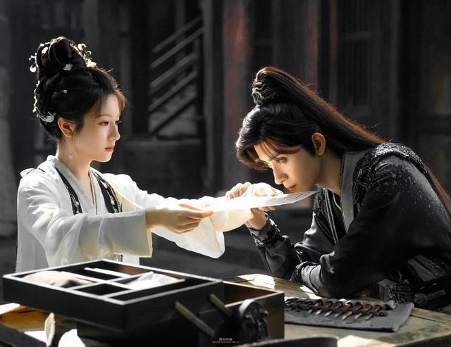 少年世子x仵作娘子，纨绔世子x活泼郡主，别放过这两对少年夫妻！