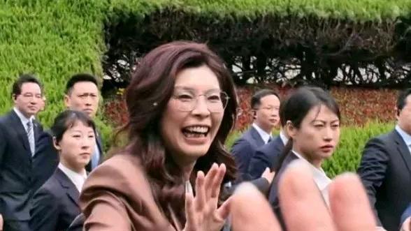 泥鳅小姐姐：郑丽文自己都不会想到，这次来