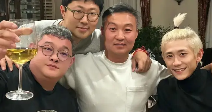 34岁傅子恩满头白发！和张一山同框像两代人，背后藏着21年的秘密