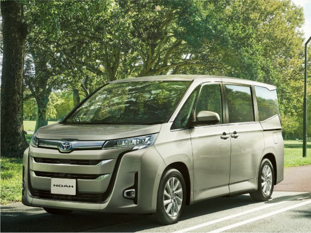 约合人民币18.6万元起，新款丰田Noah发布，1.8L混动+四驱