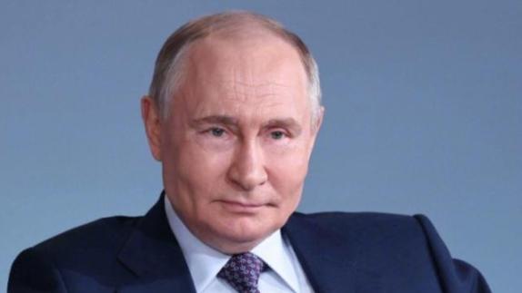 豆莱说：现代战争早就跳出了枪炮对轰的传统