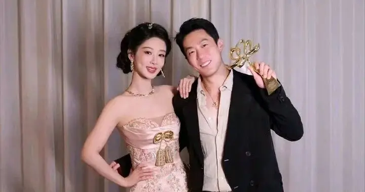 白玉兰庆功宴合照曝光！自信娱乐这波“神仙策划”绝了