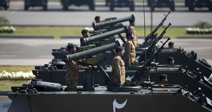 巴基斯坦再次向世界展示中械军实力，排山倒海攻势打服阿富汗