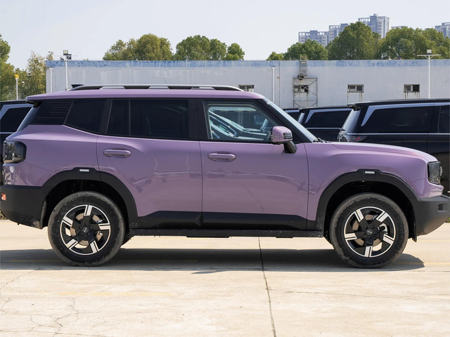 这才是亲民“方盒子”！2.0T+8AT+四驱，顶配15万多，月销8551辆