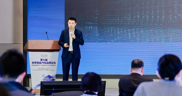 问界以整车智能化创新，筑牢辅助驾驶安全核心底座