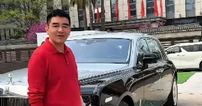 剧本不对啊！陈光标假意送张雪1300万劳斯莱斯，没想到对方真要