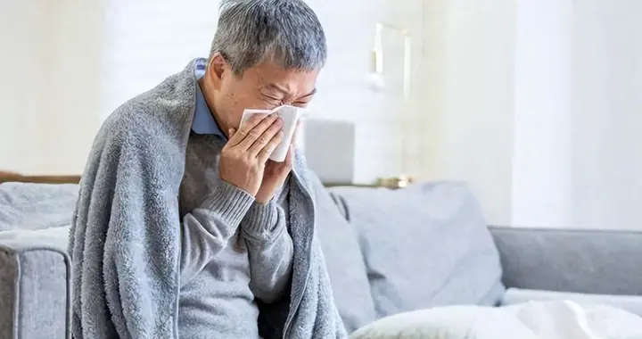 医生发现：甲流坚持戴口罩的人，过不了1个月，身体或会有5变化