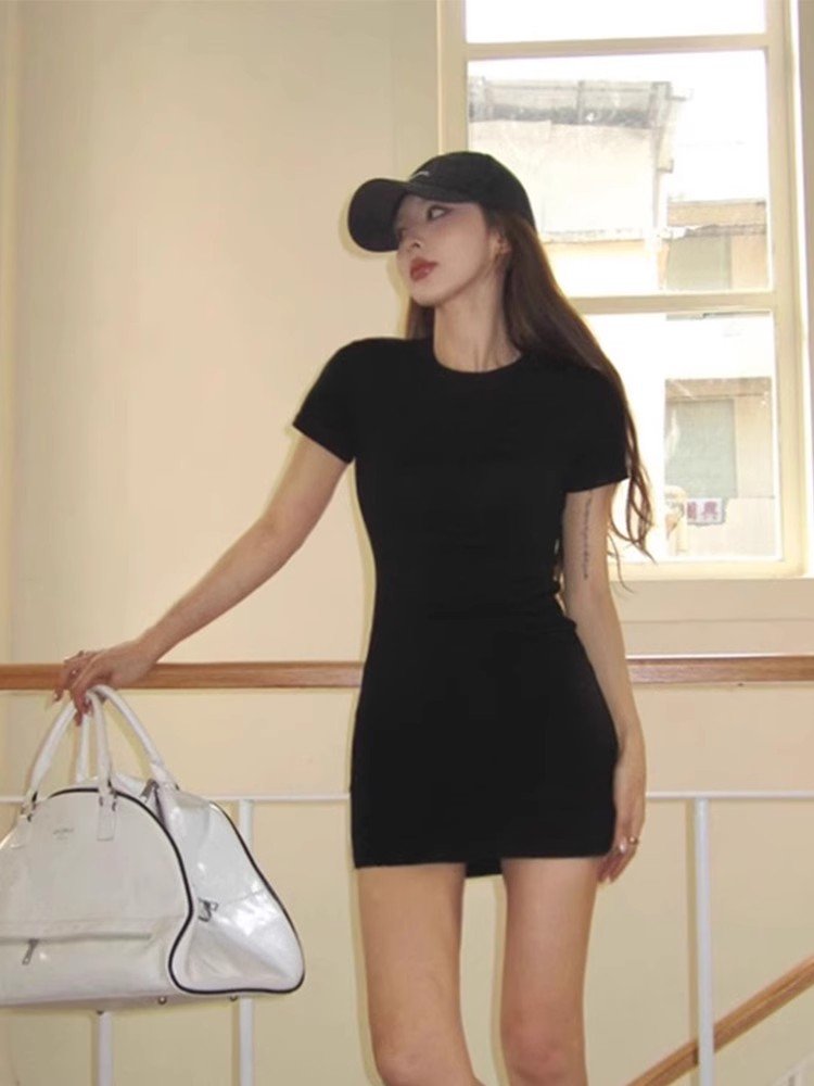 性感辣妹黑色短袖连衣裙女夏季小个子紧身修